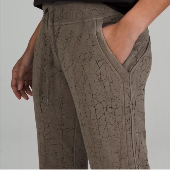 Lululemon Warm Down Jogger
7/8 Length
DESIGNED FOR CASUAL - Picture 3 of 11
